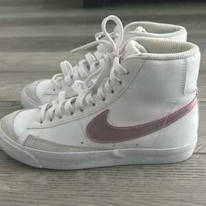 Nike size 4.5 y. Barely worn